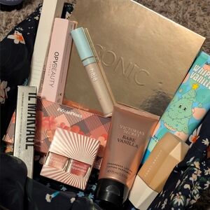 9 New Full Sized Makeup Bundle. Perfect Collection For Resellers & The Curious